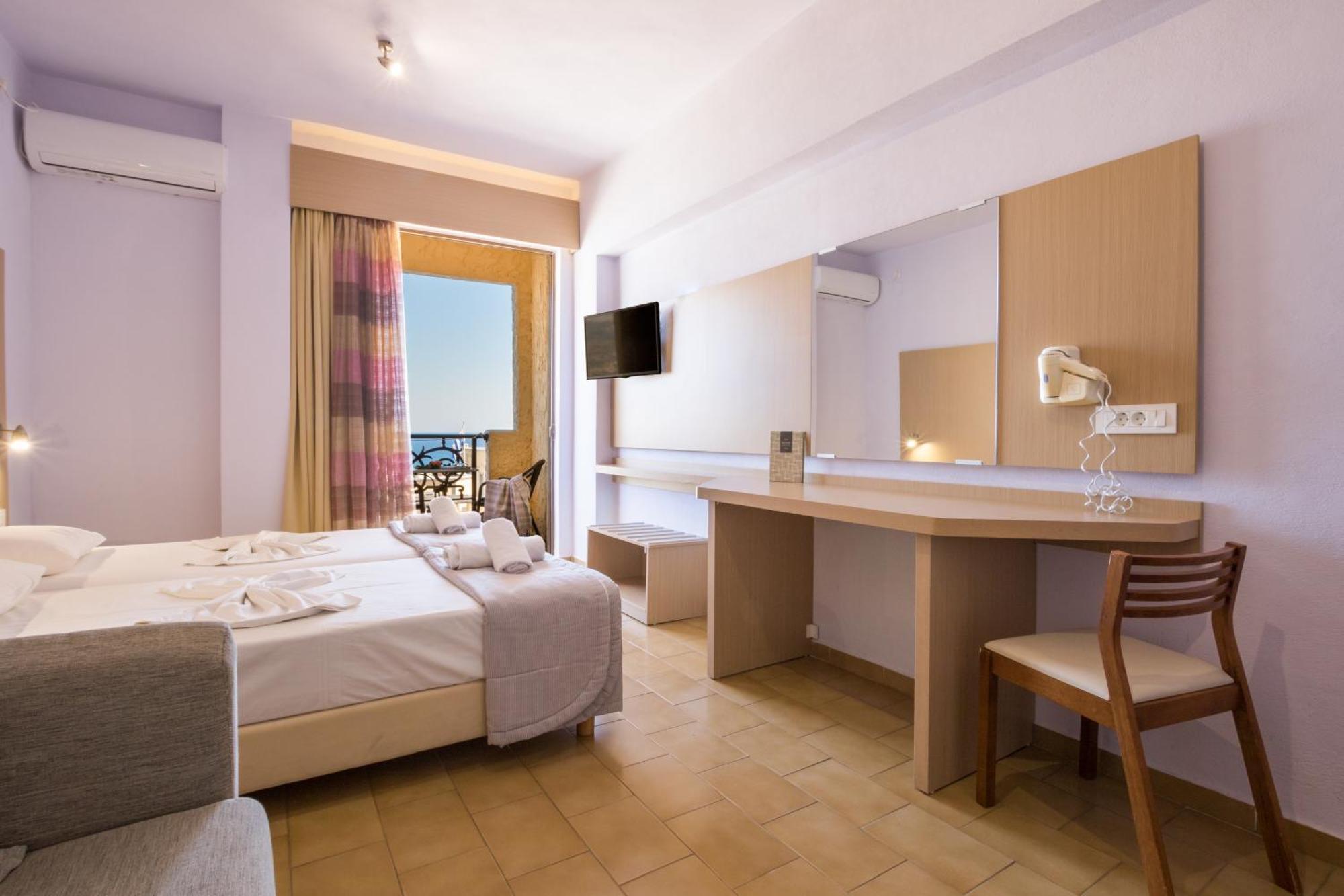 Atlantis Hotel Karpathos Exteriér fotografie